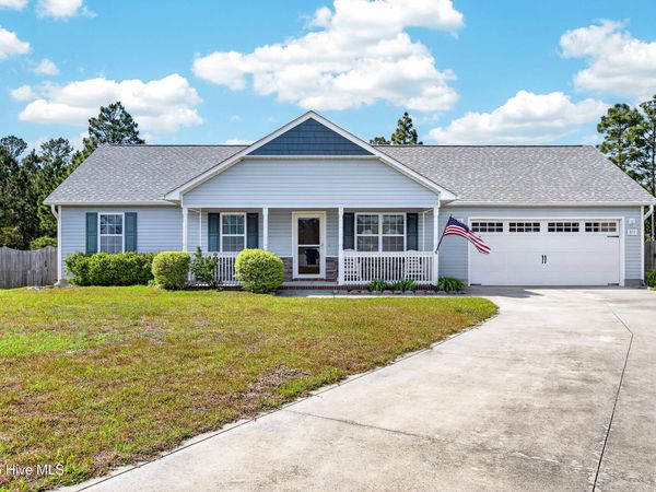 321 Basil Court, Hubert, NC 28539