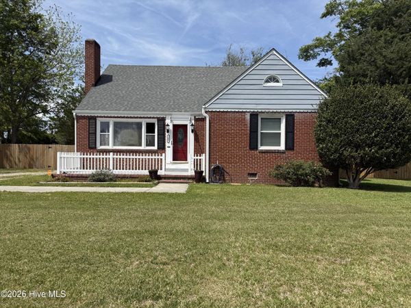 109 Forest Hill Drive, Havelock, NC 28532