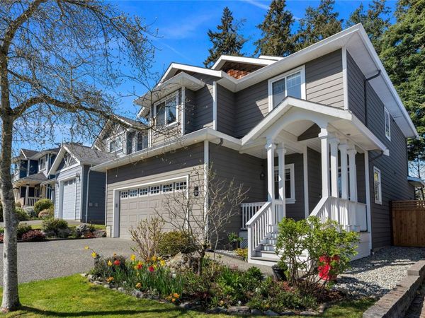 29 Stoneridge Dr, View Royal, BC V9B 6M4