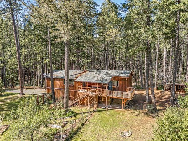 707 McMullen Creek Road, Selma, OR 97538