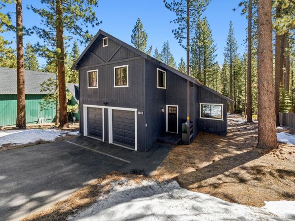 1857 Jicarilla Drive, South Lake Tahoe, CA 96150