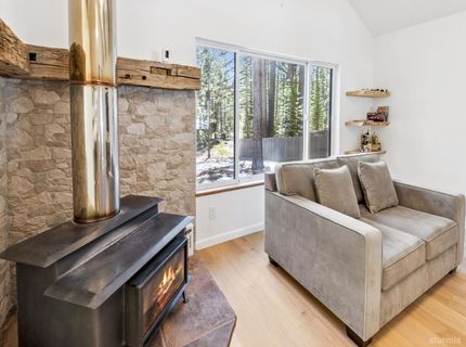 1857 Jicarilla Drive, South Lake Tahoe, CA 96150 Photo