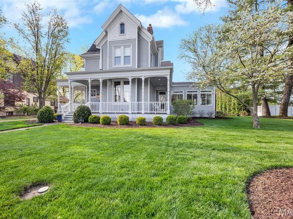 226 E East Jefferson Avenue , Kirkwood, MO 63122