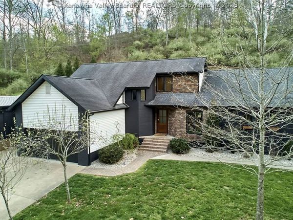 1913 Rocky Step Road, Scott Depot, WV 25560