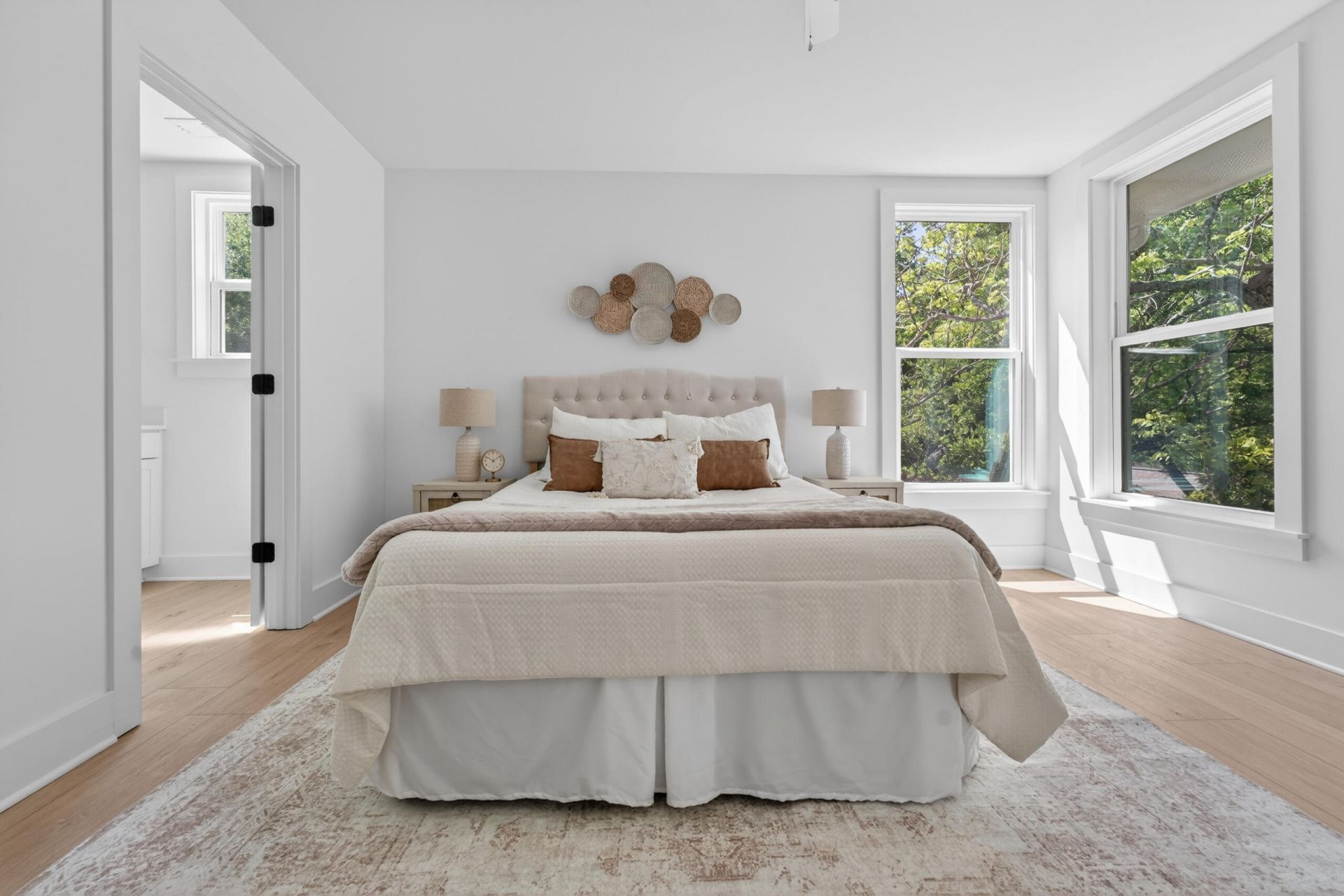 1057 Glenshaw Street Photo 14