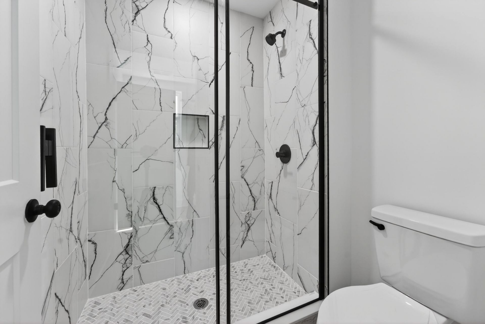 1057 Glenshaw Street Photo 18