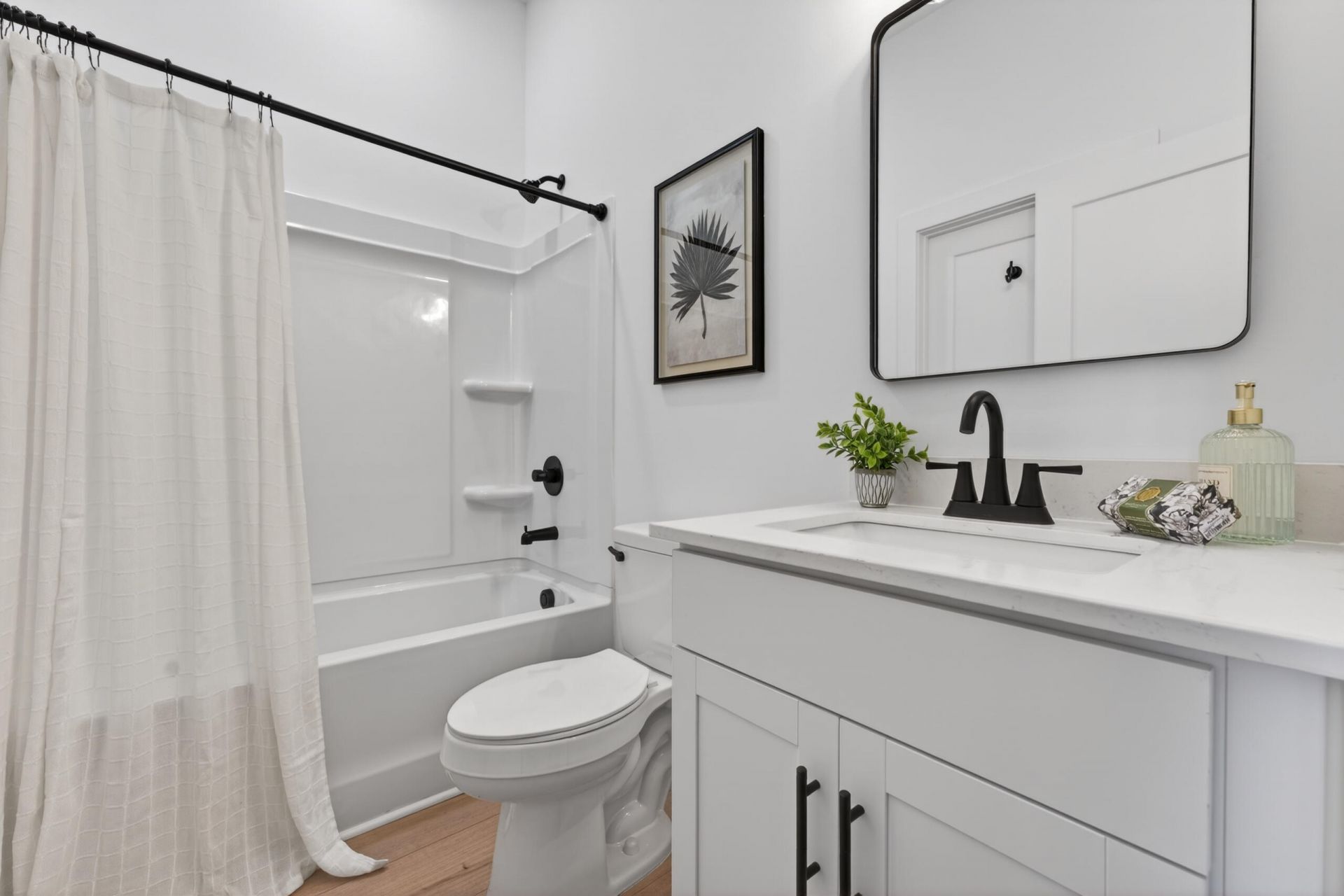 1057 Glenshaw Street Photo 22