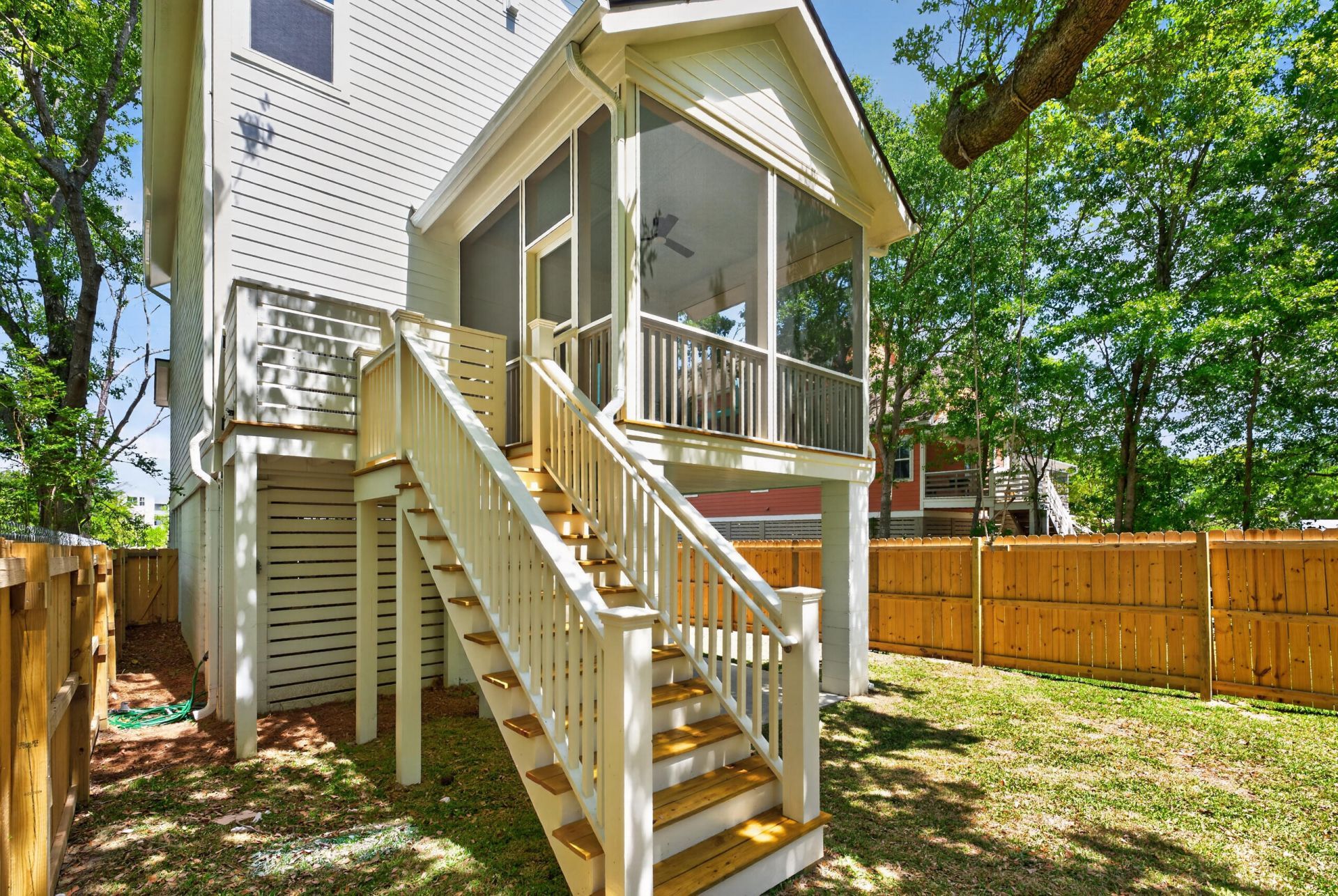 1057 Glenshaw Street Photo 27