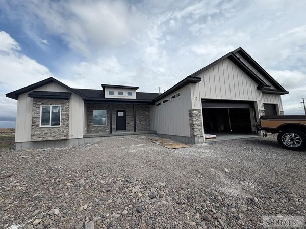 3795 E 364 N, RIGBY, ID 83442