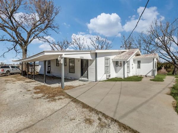 1125 E Palestine Street , Mexia, TX 76667