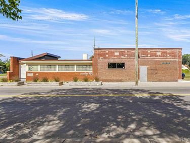 1021 E State Fair, Detroit, MI 48203