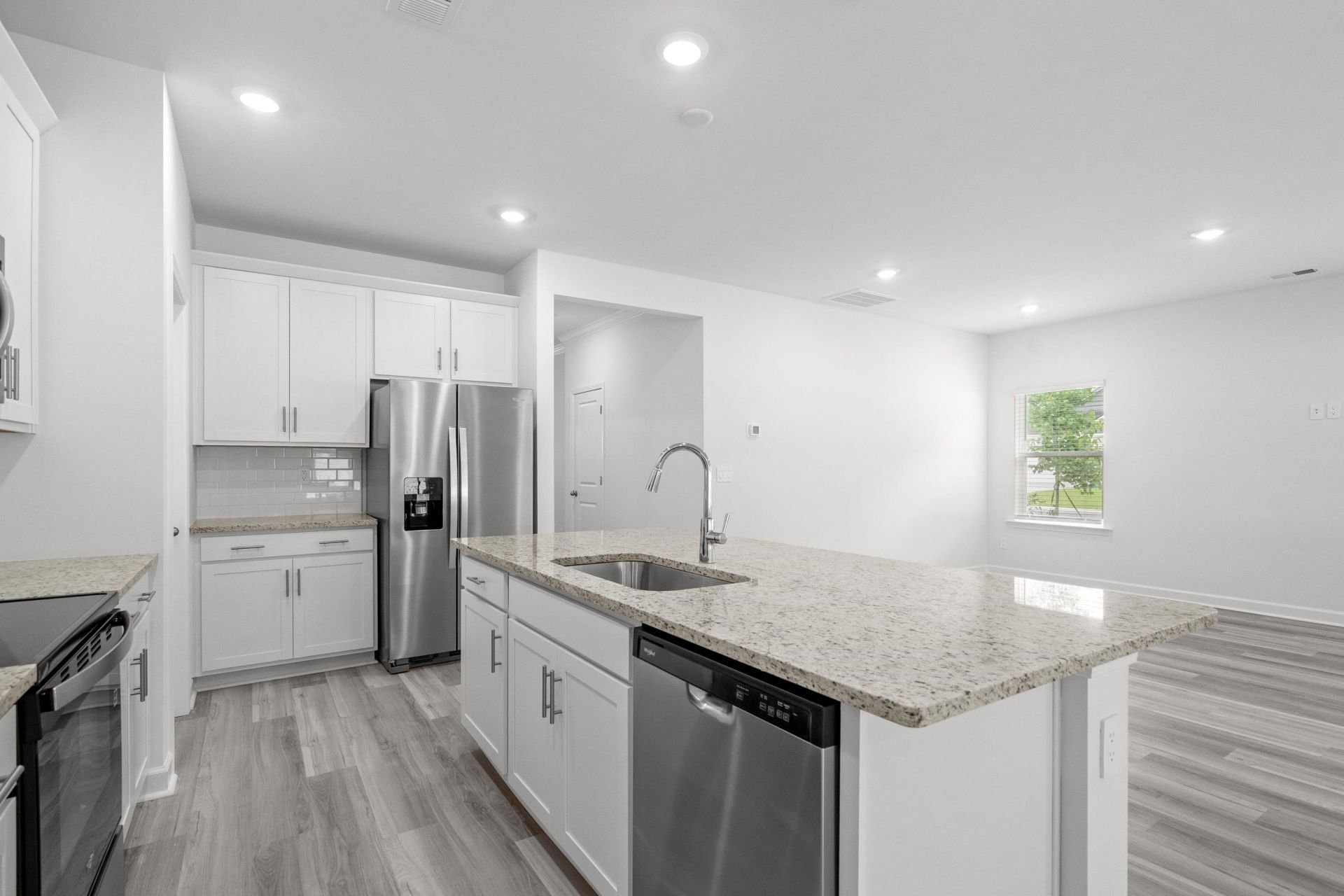 313 Jessamine St. Photo 11