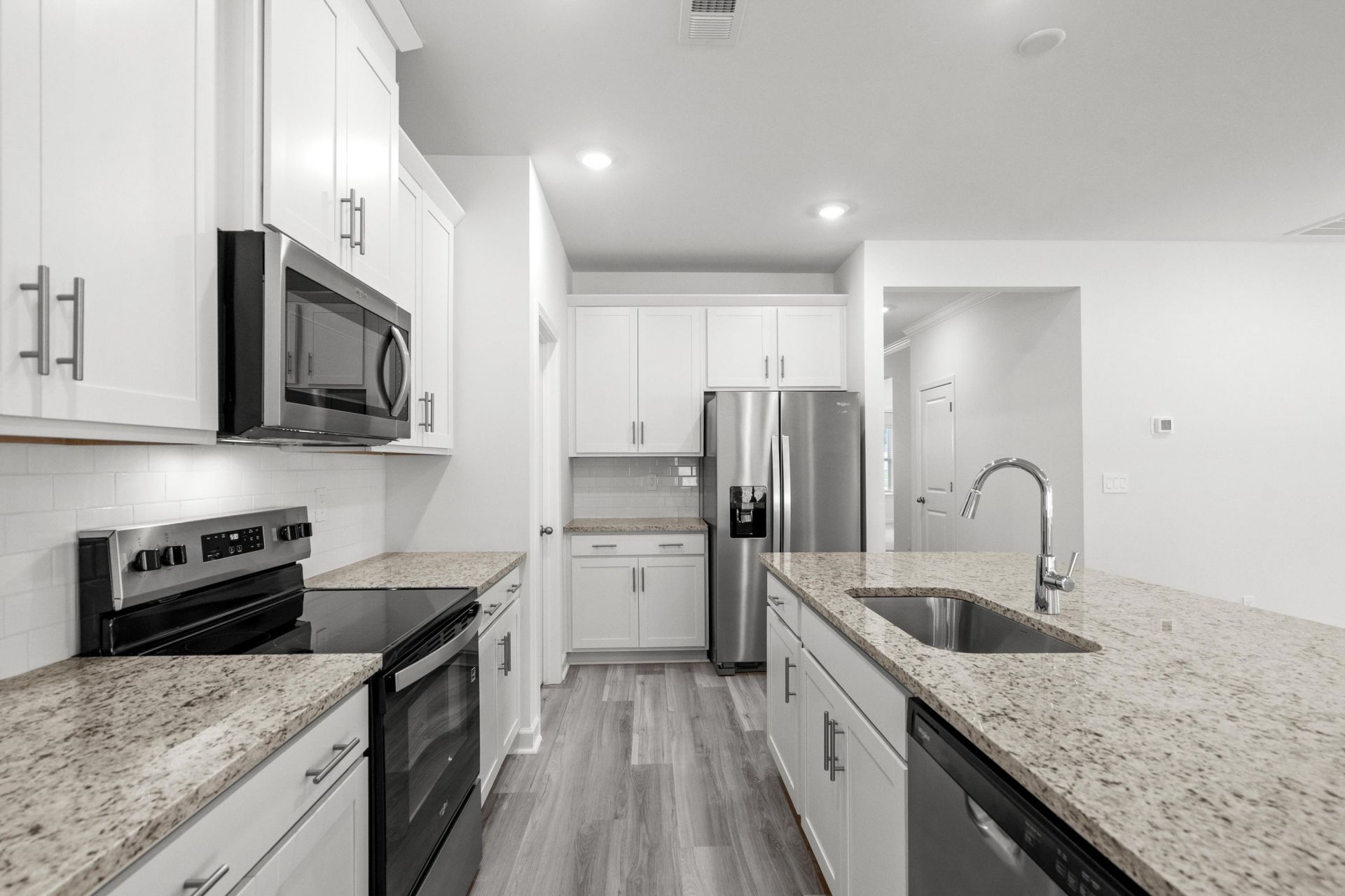 313 Jessamine St. Photo 12