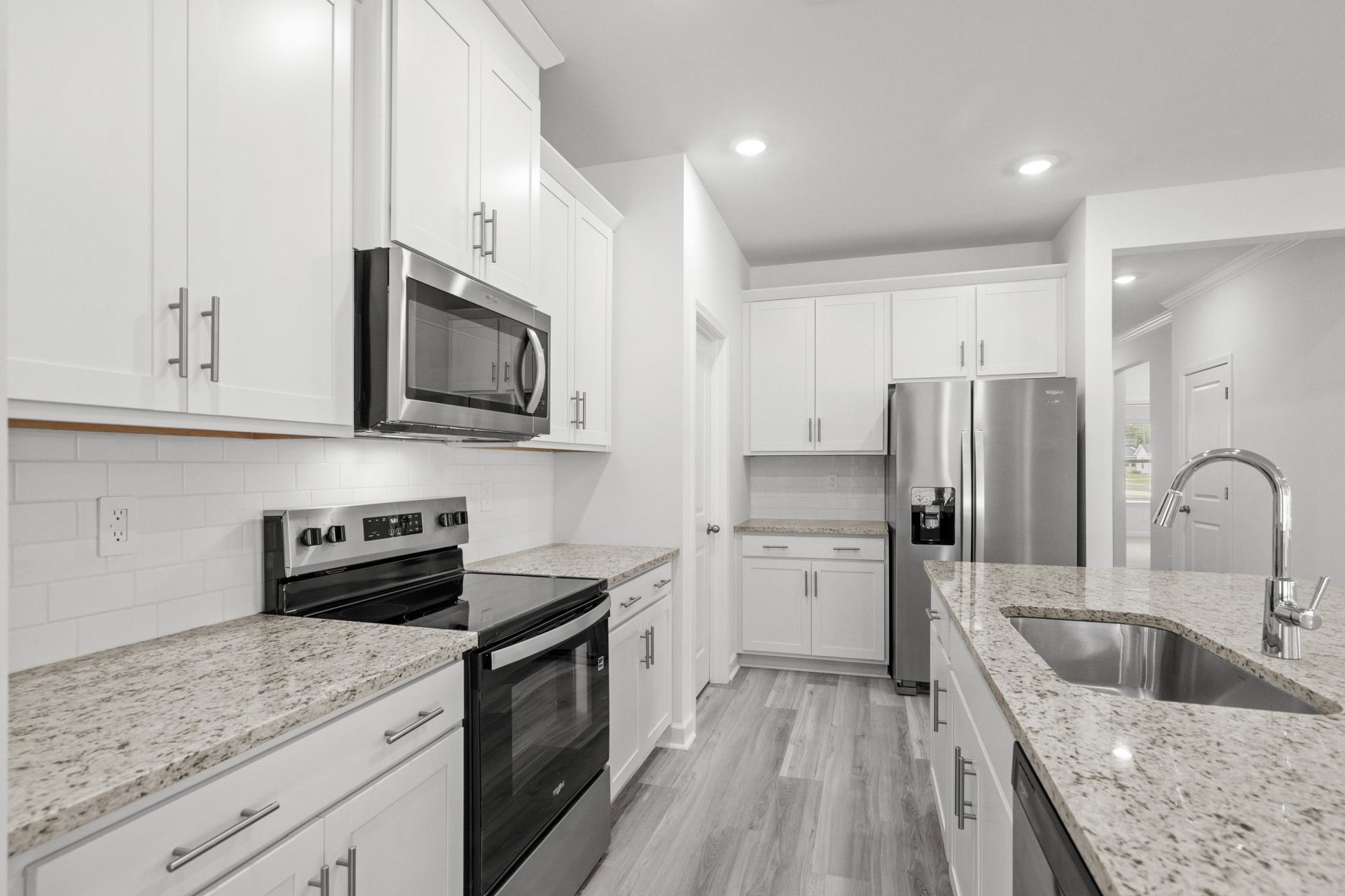 313 Jessamine St. Photo 13
