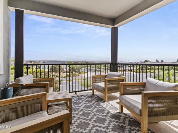 11300 N CASA DEGA Drive, Unit 1032, Surprise, AZ 85388