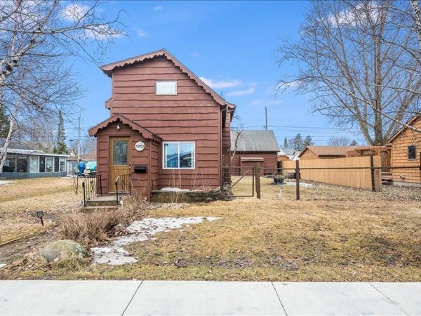 1912 E 3rd St, Superior, WI 54880
