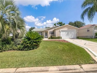 9523 SE 168TH MAPLESONG LANE, THE VILLAGES, FL 32162
