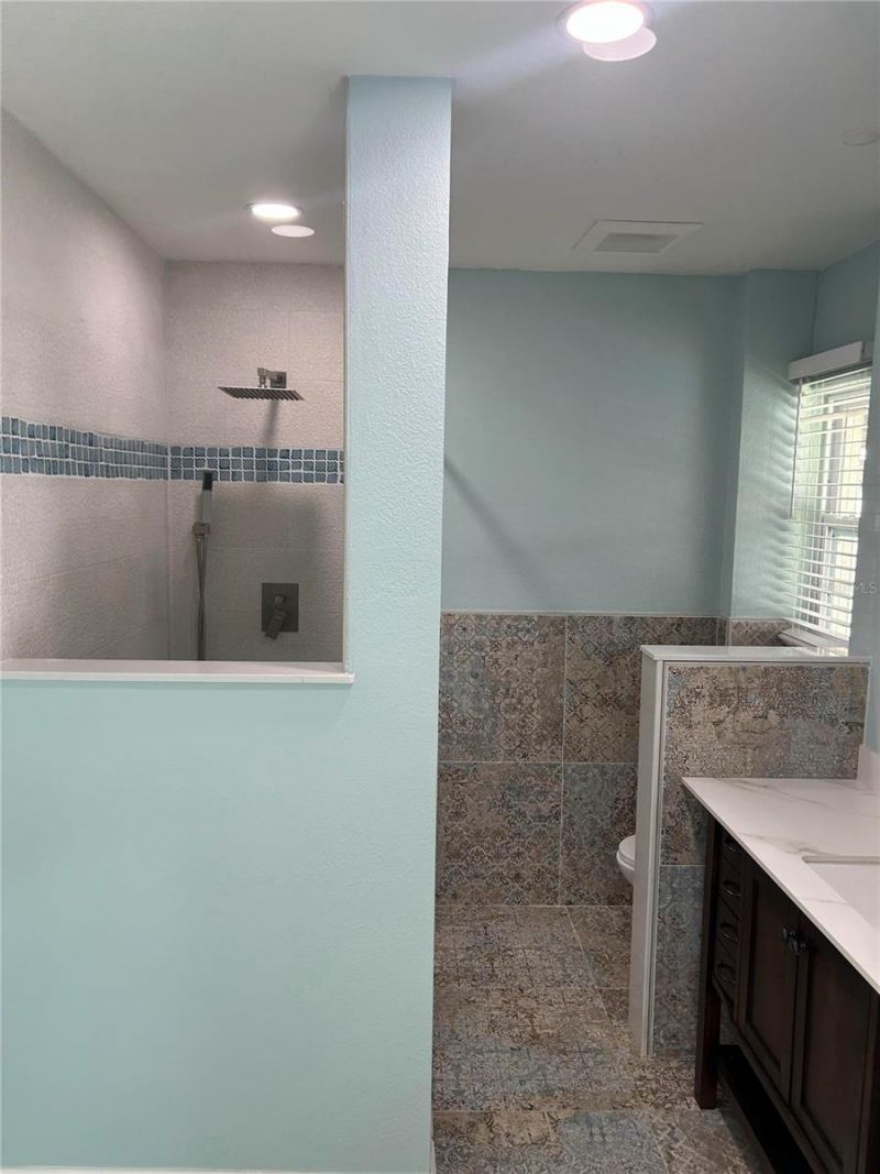 717 Sunset Cove, Madeira Beach, FL 33708 Photo