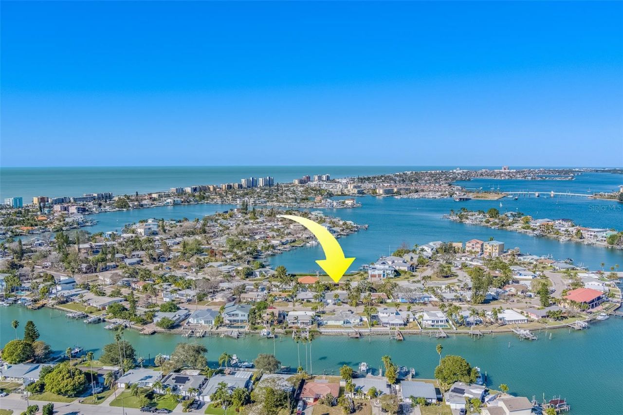 717 Sunset Cove, Madeira Beach, FL 33708 Photo