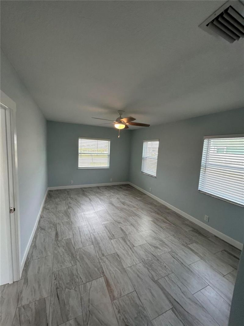 717 Sunset Cove, Madeira Beach, FL 33708 Photo