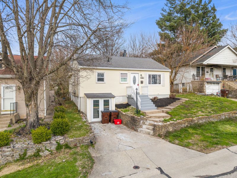 409 Lytle Avenue, Elsmere, KY 41018 Photo 2