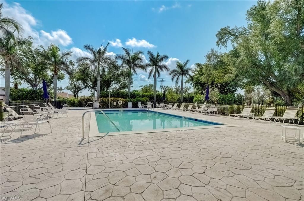 12130 Kelly Greens Blvd, Unit 104, Fort Myers, FL 33908 Photo