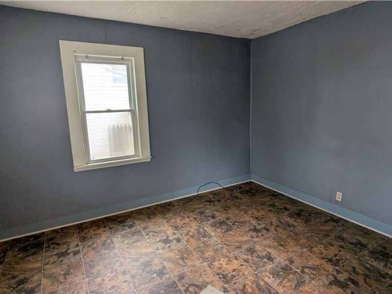 379 Homestead Street, Akron, OH 44306 Photo 6