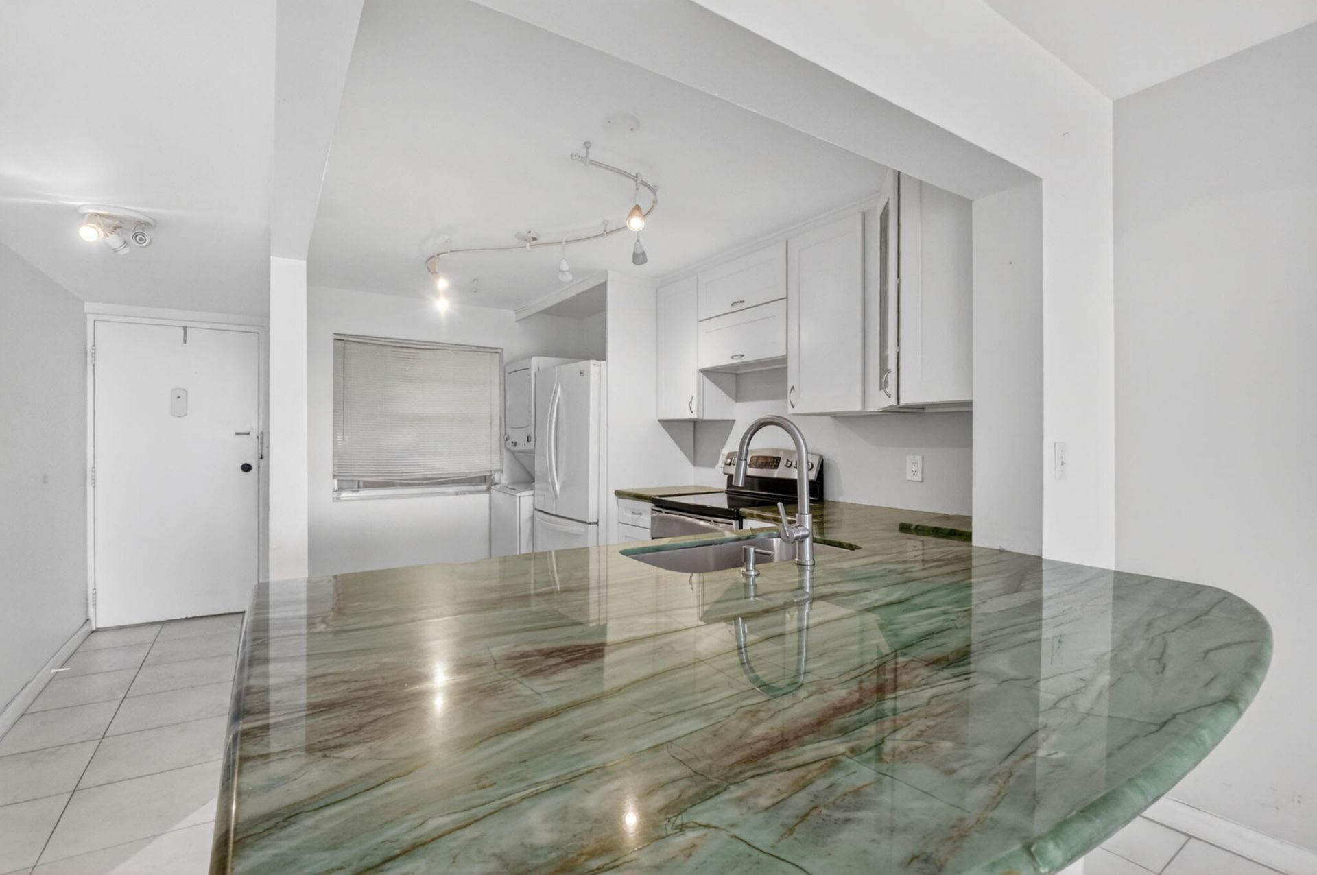 3581 S Ocean Boulevard, Unit 3c, South Palm Beach, FL 33480 Photo