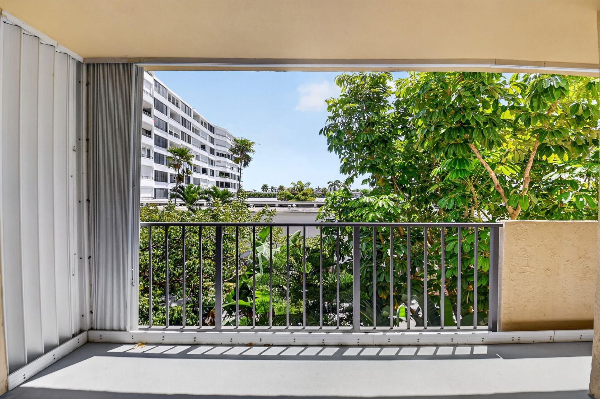 3581 S Ocean Boulevard, Unit 3c, South Palm Beach, FL 33480 Photo