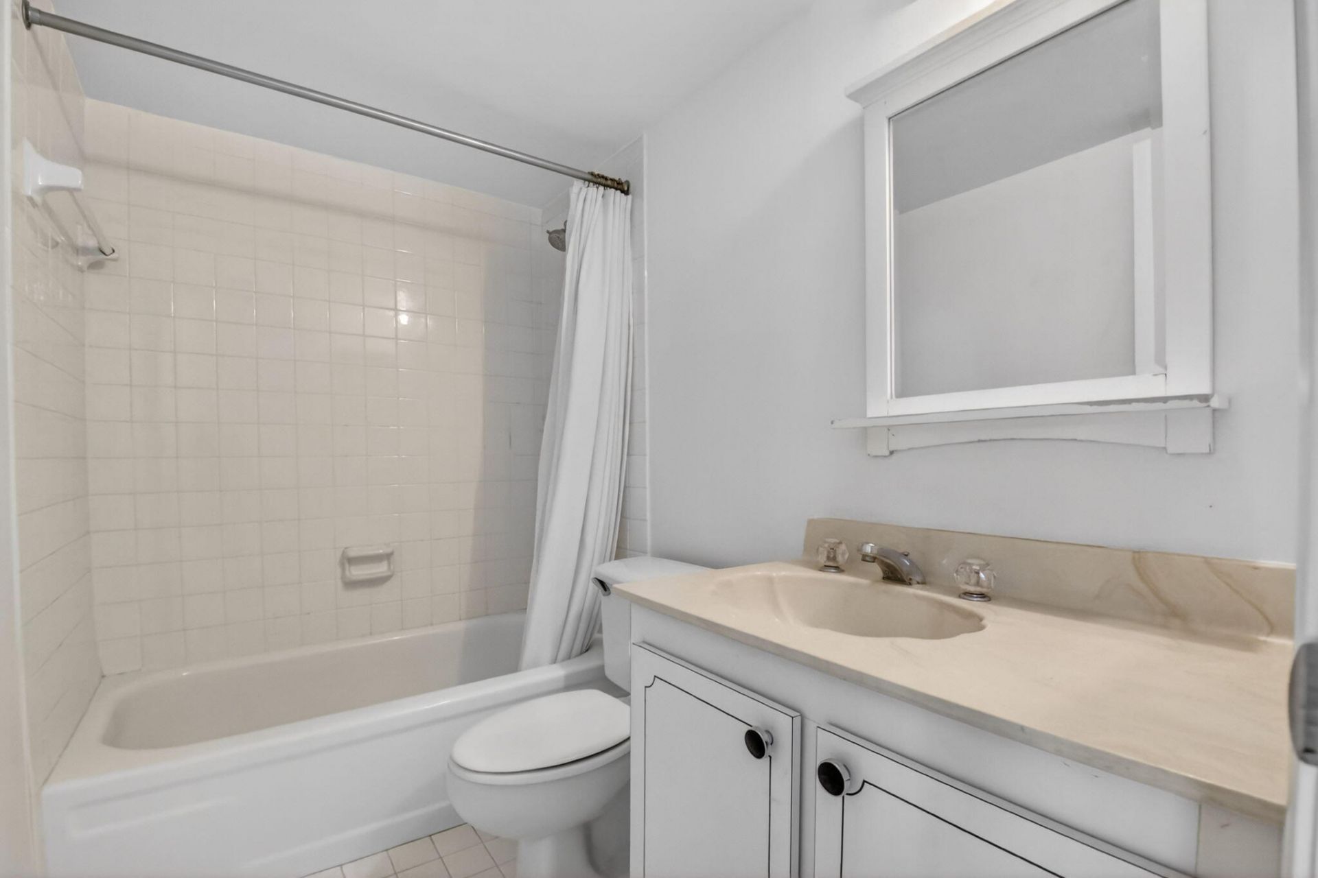 3581 S Ocean Boulevard, Unit 3c, South Palm Beach, FL 33480 Photo