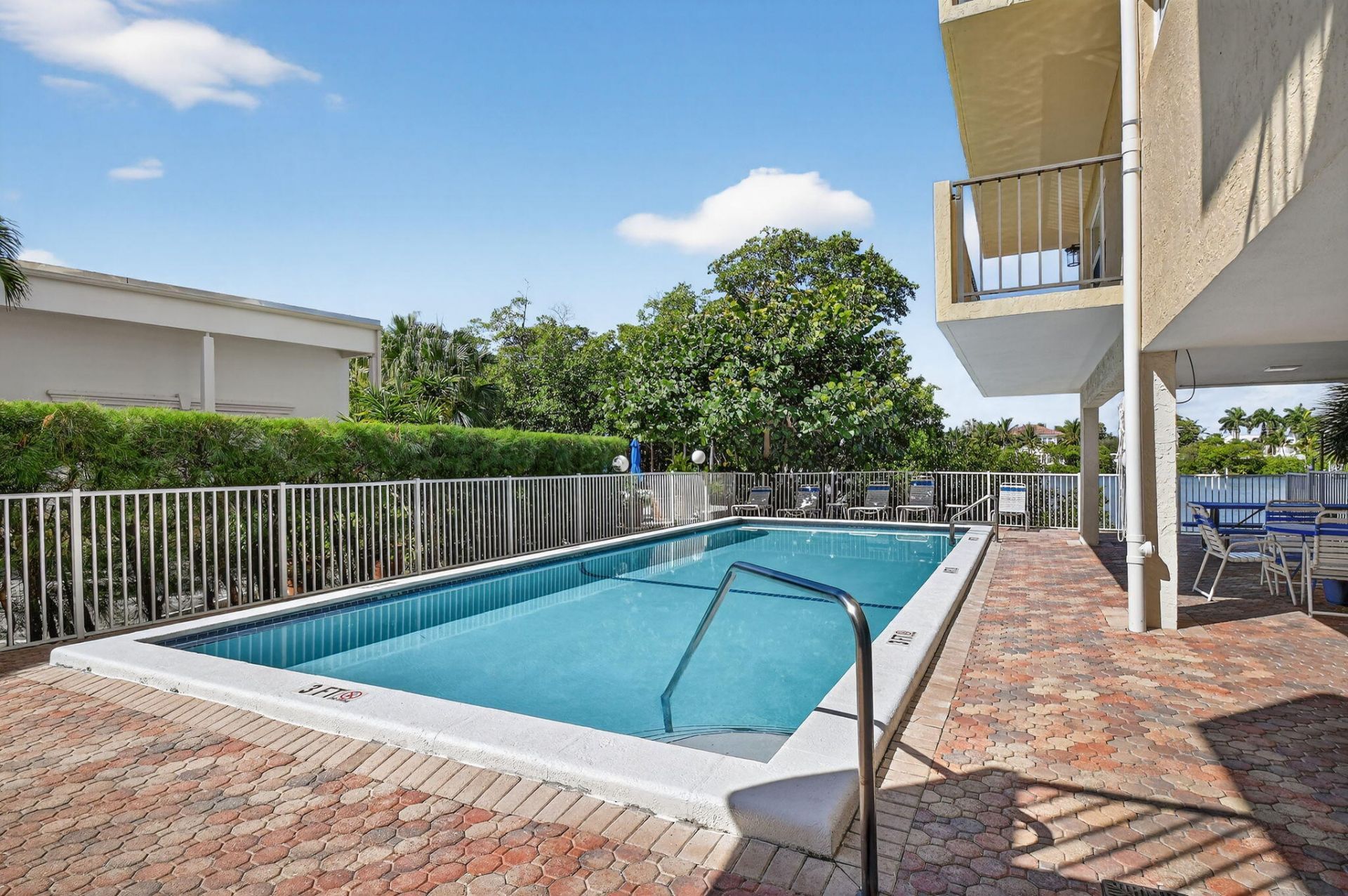 3581 S Ocean Boulevard, Unit 3c, South Palm Beach, FL 33480 Photo