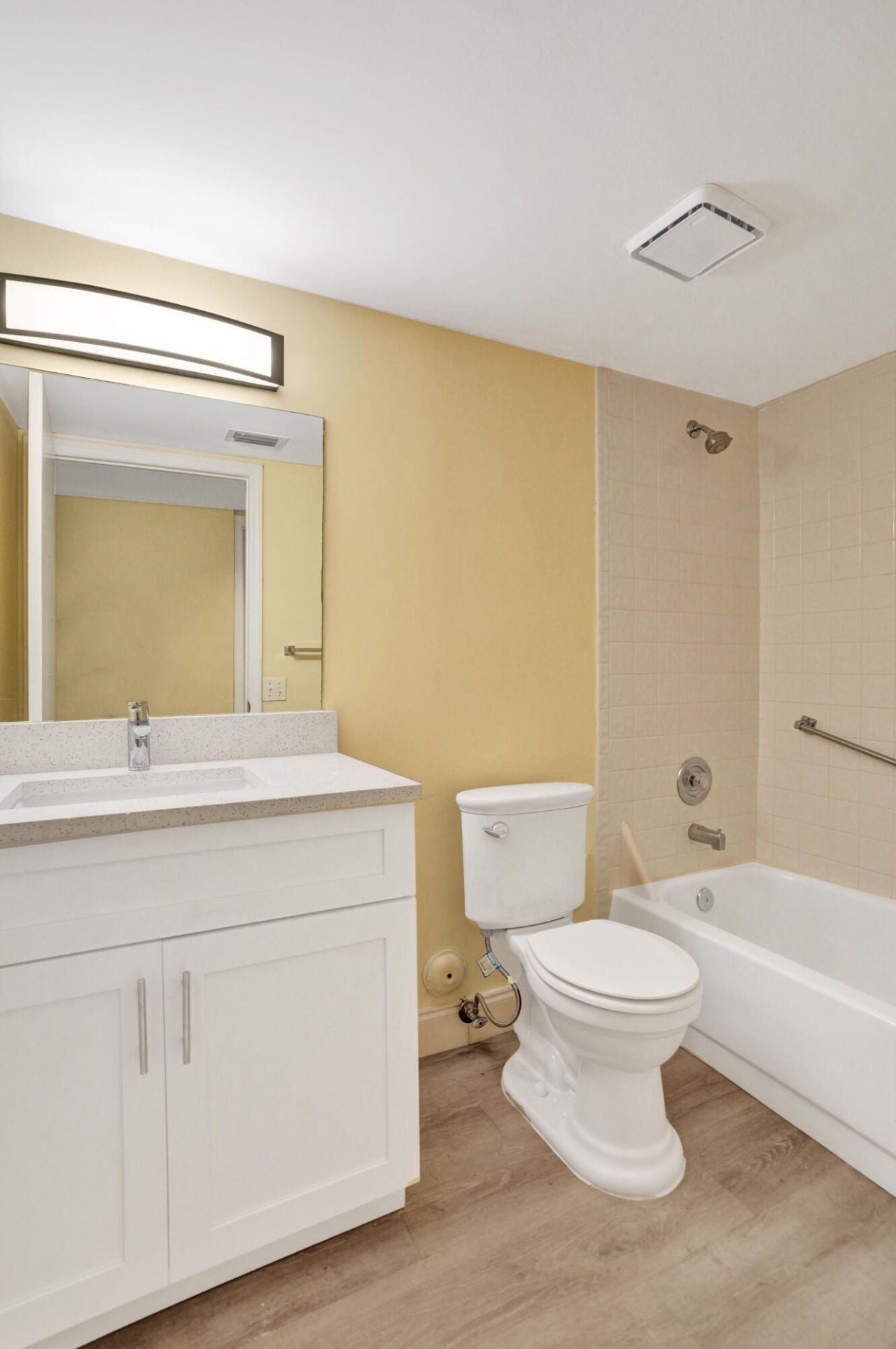 7513 Trent Drive, Unit 107, Tamarac, FL 33321 Photo