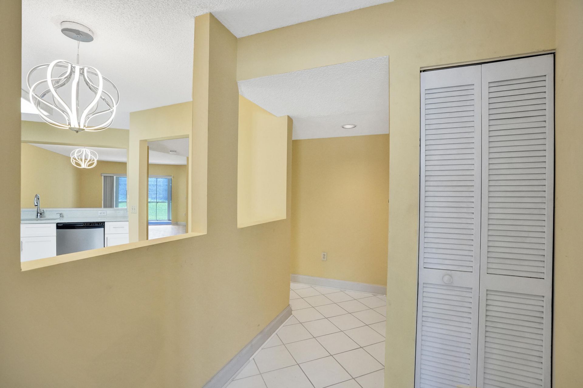 7513 Trent Drive, Unit 107, Tamarac, FL 33321 Photo