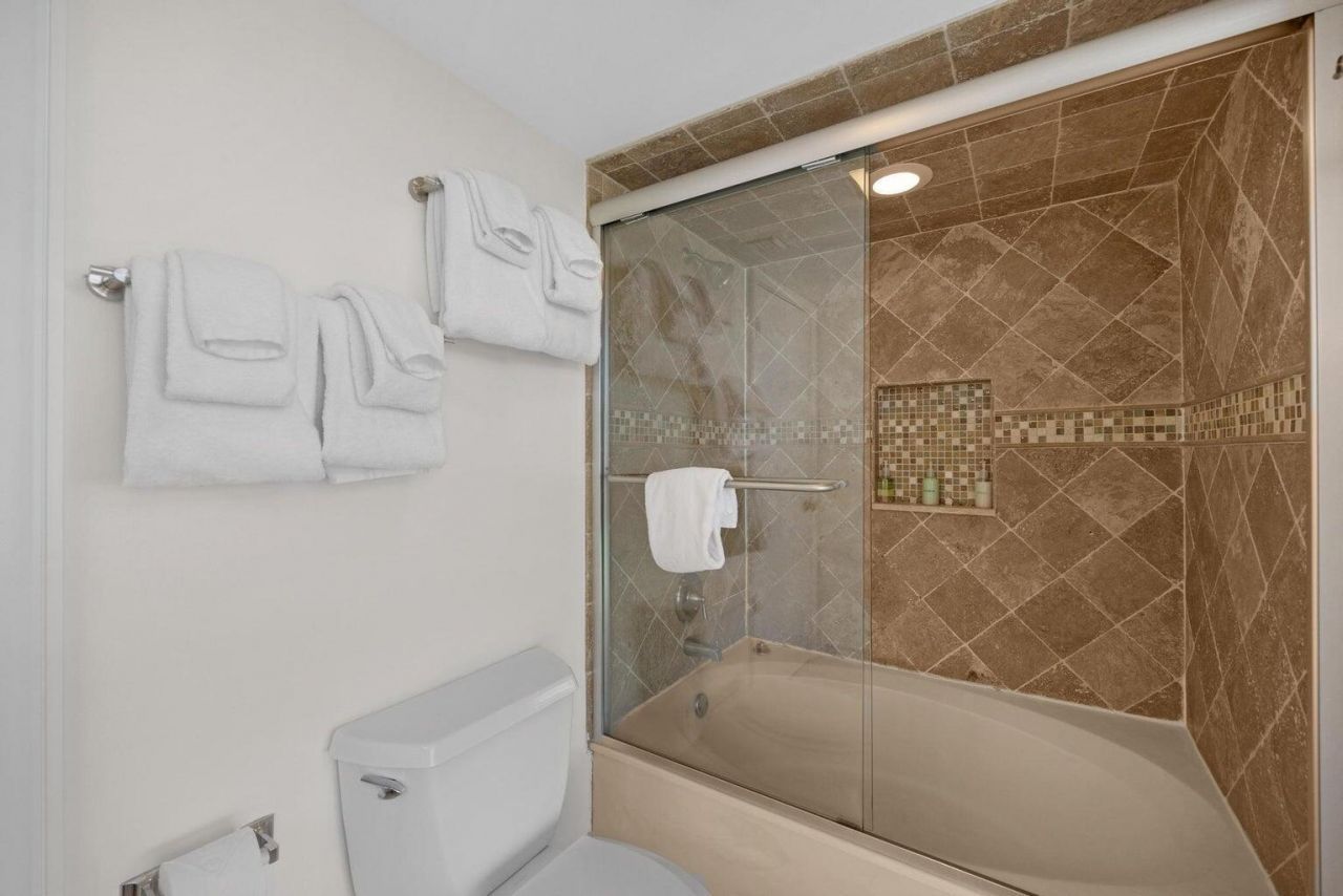 4402 Marina Villa Drive, Marathon, FL 33050 Photo