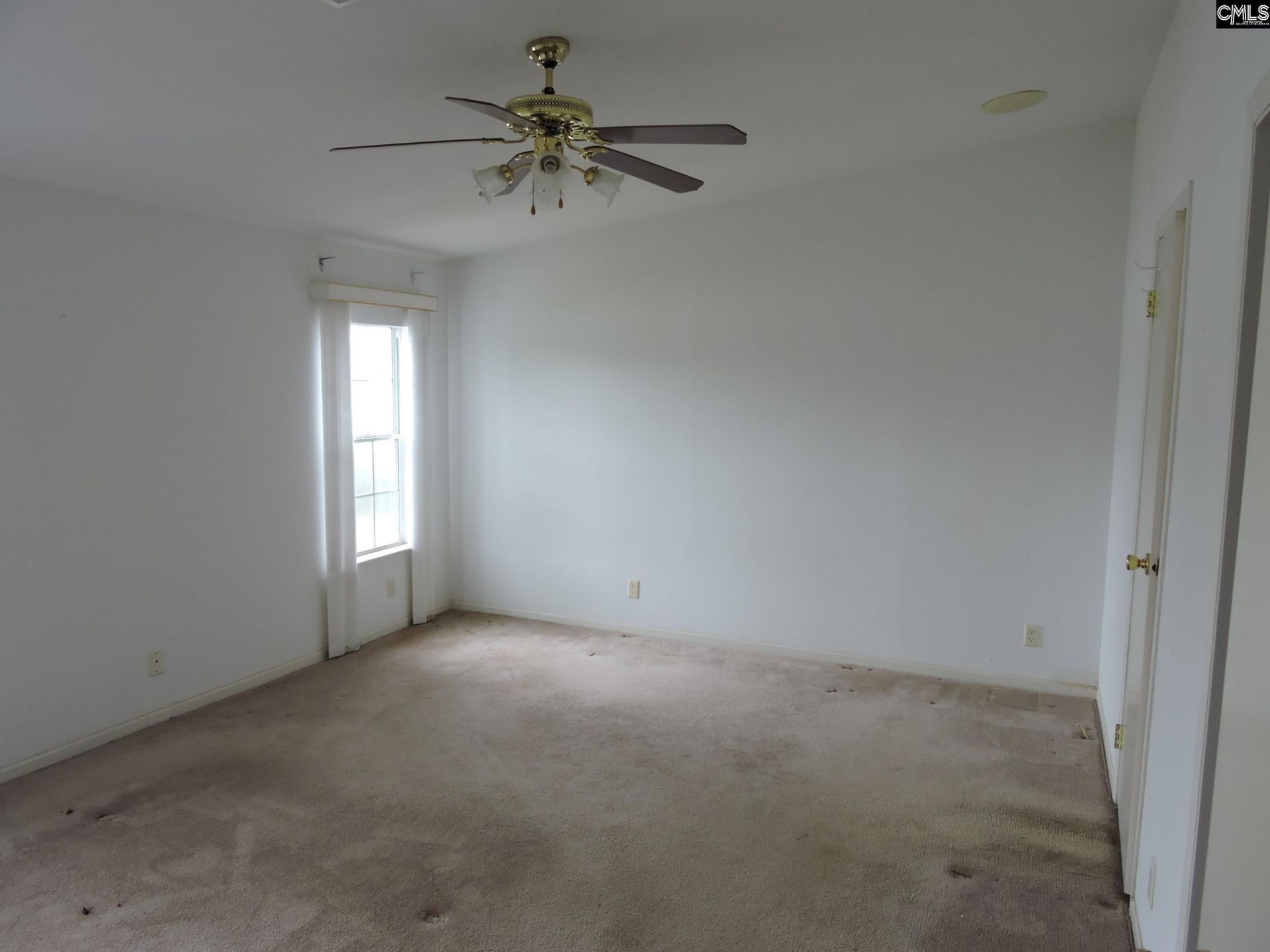 72 Sunshine Point Photo 19