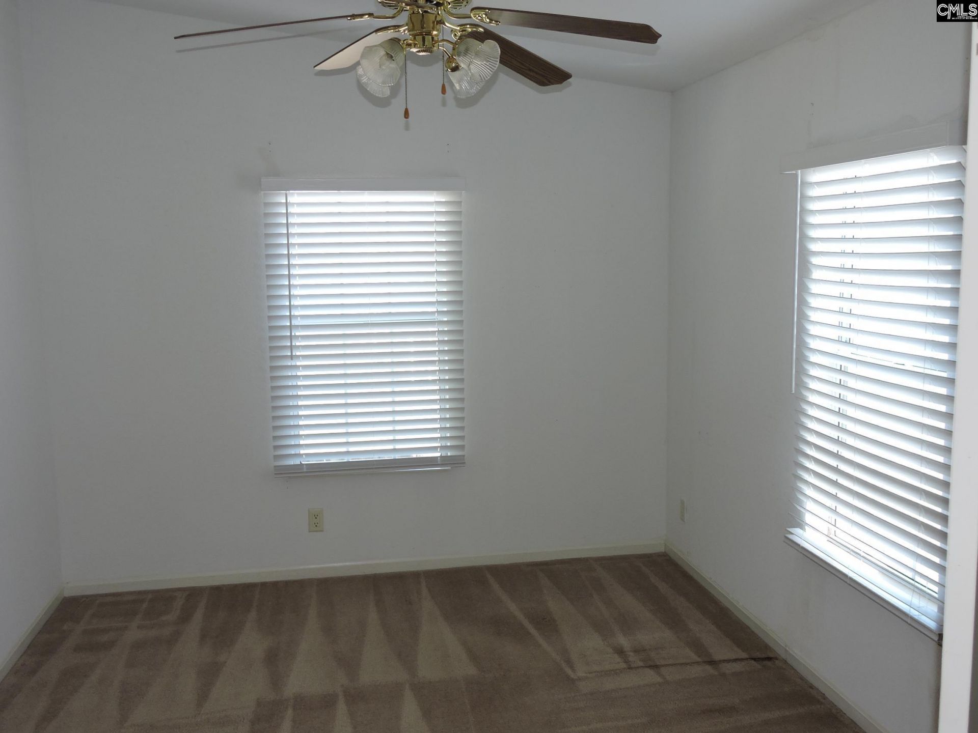 72 Sunshine Point Photo 24