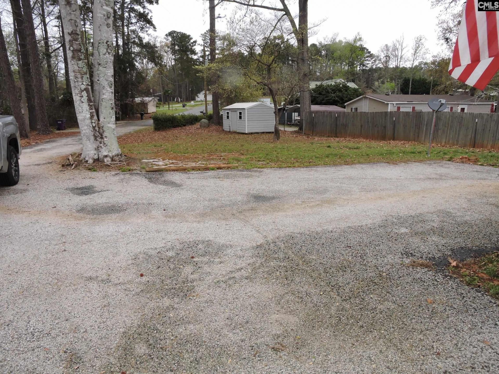 72 Sunshine Point Photo 4