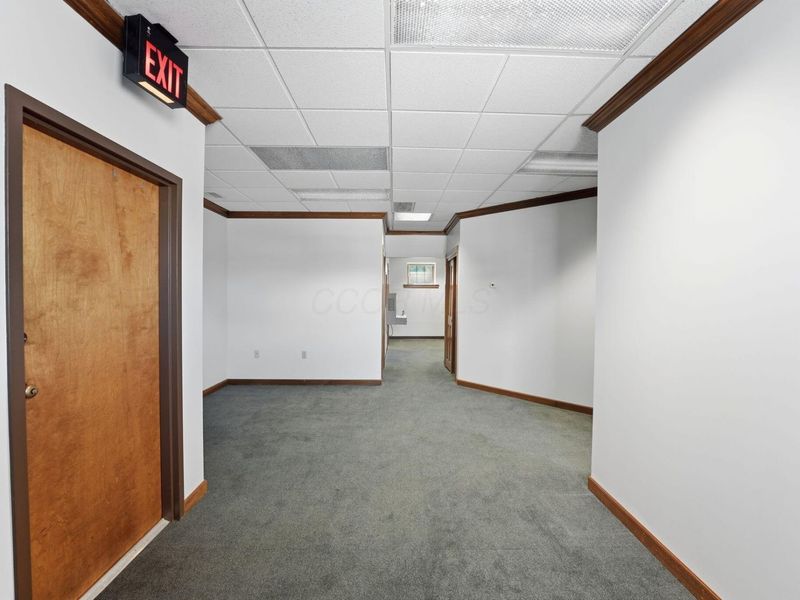 20 Northwoods Boulevard, Unit 20A, Columbus, OH 43235 Photo 3