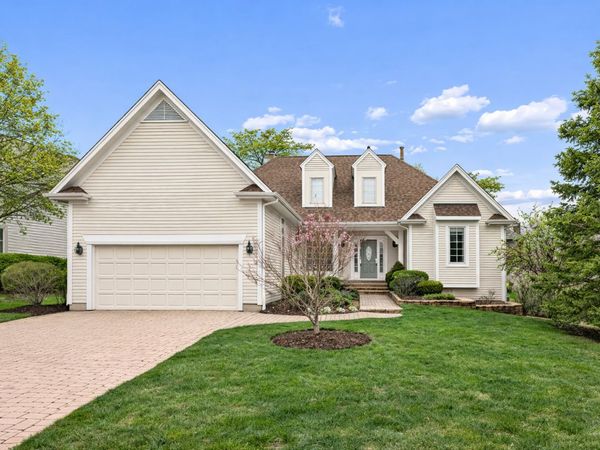 1164 S Hiddenbrook Trail , Palatine, IL 60067