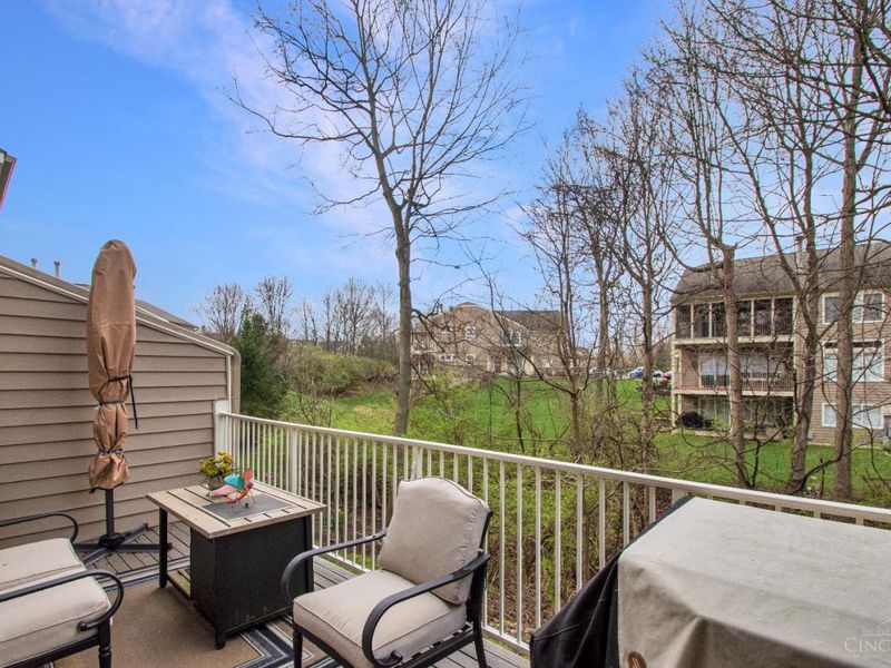 5927 Castlewood Crossing, Miami Twp, OH 45150 Photo 16