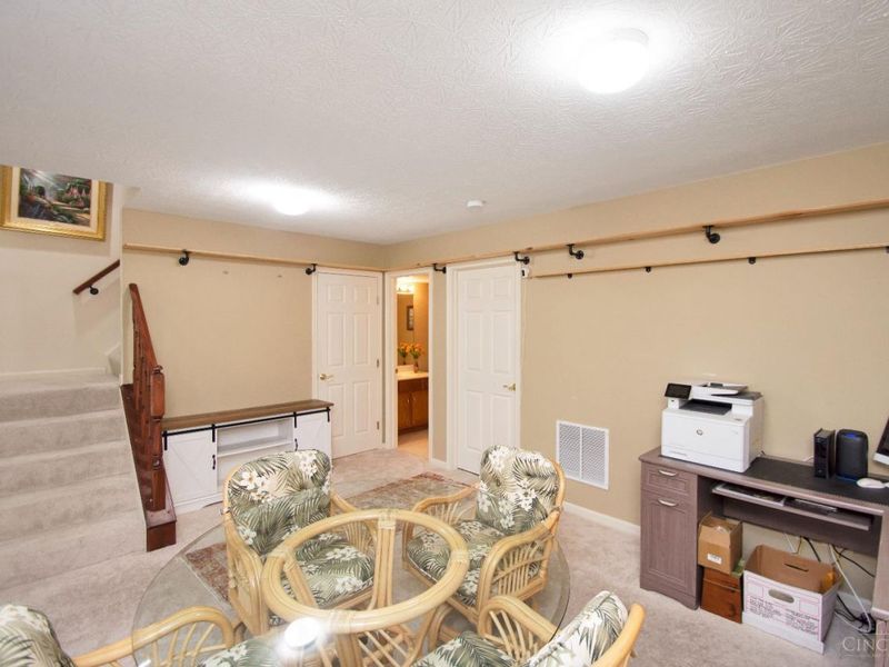 5927 Castlewood Crossing, Miami Twp, OH 45150 Photo 30