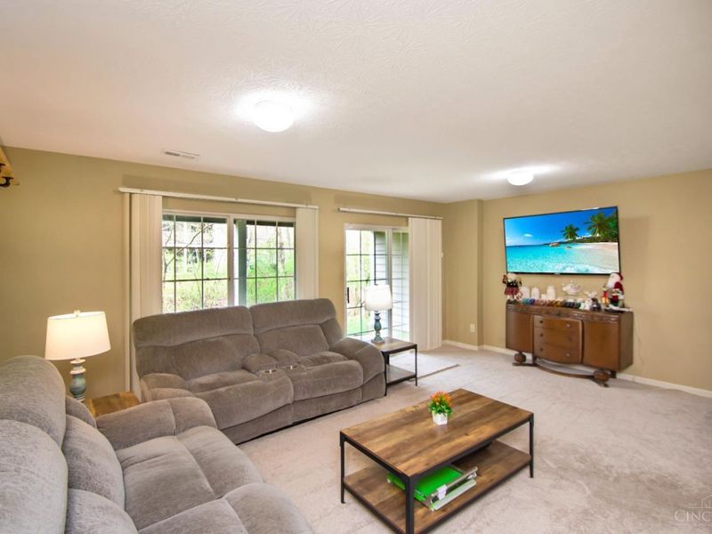 5927 Castlewood Crossing, Miami Twp, OH 45150 Photo 31