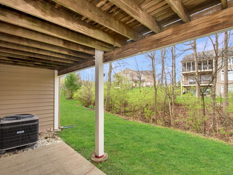 5927 Castlewood Crossing, Miami Twp, OH 45150 Photo 35