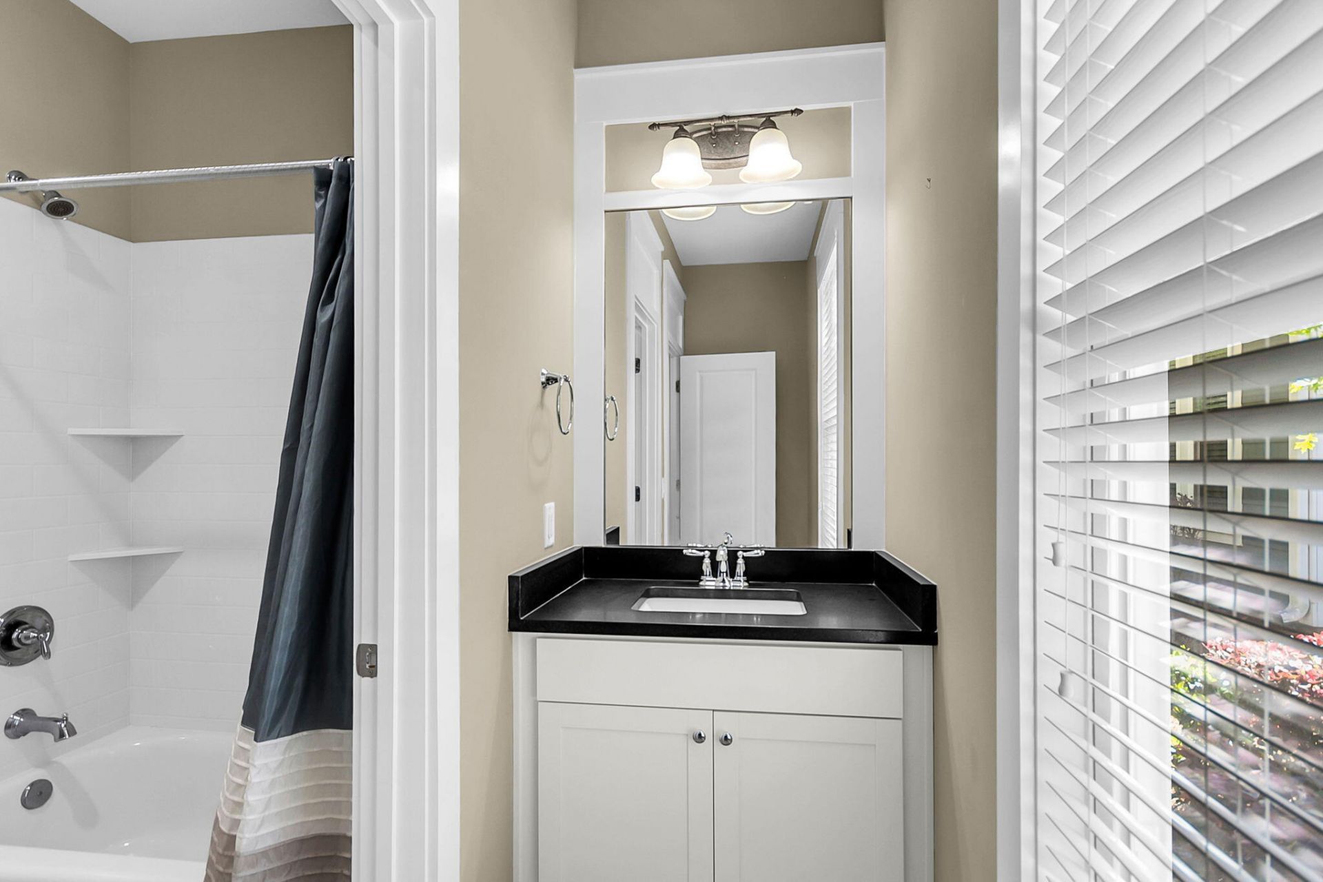 6016 Wild Azalea Road Photo 10