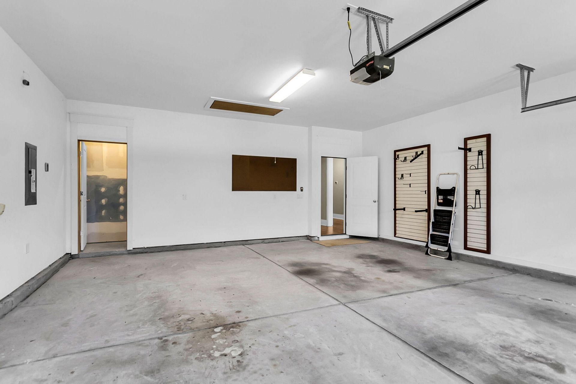 6016 Wild Azalea Road Photo 66