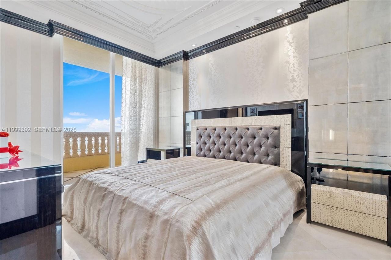 17875 Collins Ave , Unit PH4506, Sunny Isles Beach, FL 33160 Photo