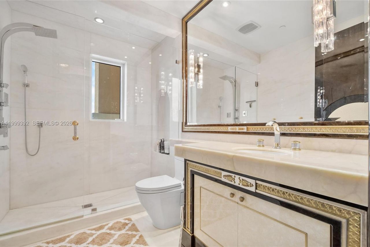 17875 Collins Ave , Unit PH4506, Sunny Isles Beach, FL 33160 Photo