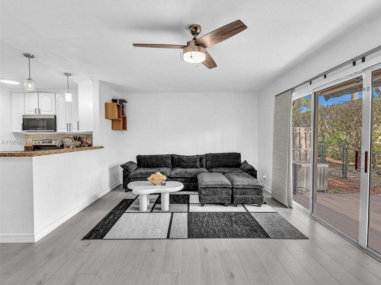 3804 NW 121st Ave, Sunrise, FL 33323 Photo