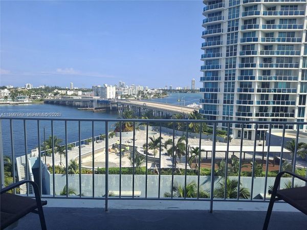 1865 79th St Cswy , Unit 8E, North Bay Village, FL 33141