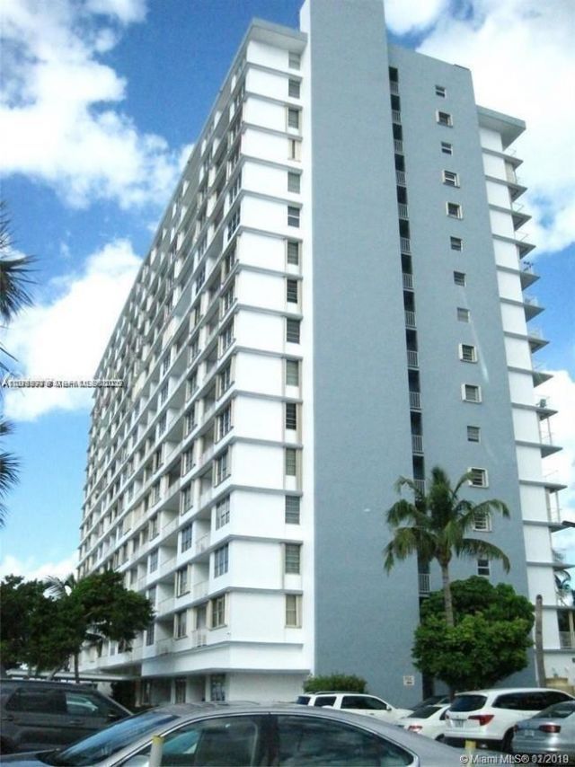 1865 79th St Cswy, Unit 8E, North Bay Village, FL 33141 Photo